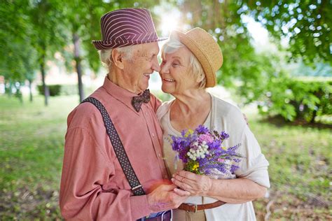 abuelas haciendo el amor|Sexo en adultos mayores .